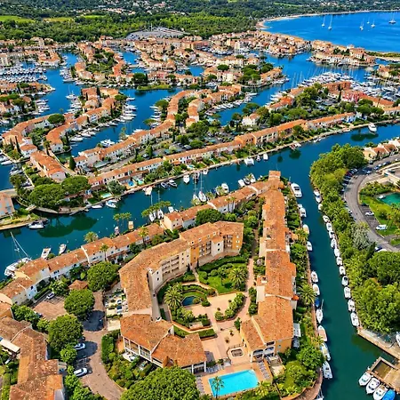 Cosy Avec Piscine, Balcon Vue Canal & Parking Prive Cogolin